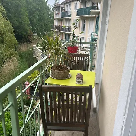 Paris * رومافييي